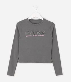Blusa Infantil Slim com Lettering Huntrix e Aplicação de Strass – Tam 5 a 16 Anos