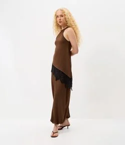 Calça Aladim em Algodão Texturizado com Elástico na Cintura
