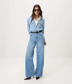 Calça Wide Leg em Jeans com Cintura Alta e Bolsos