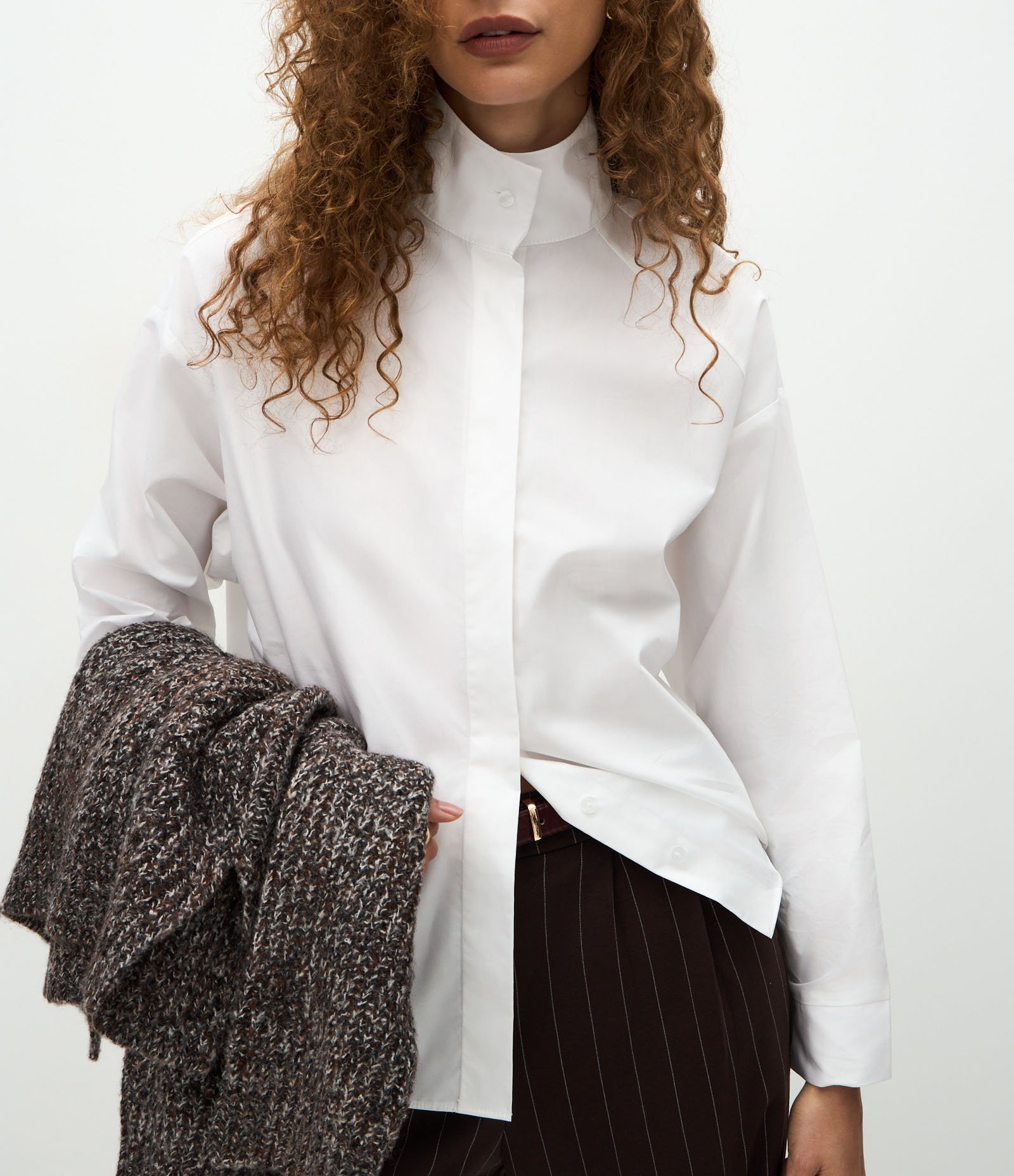 Camisa em Tricoline com Gola Alta Branco 4