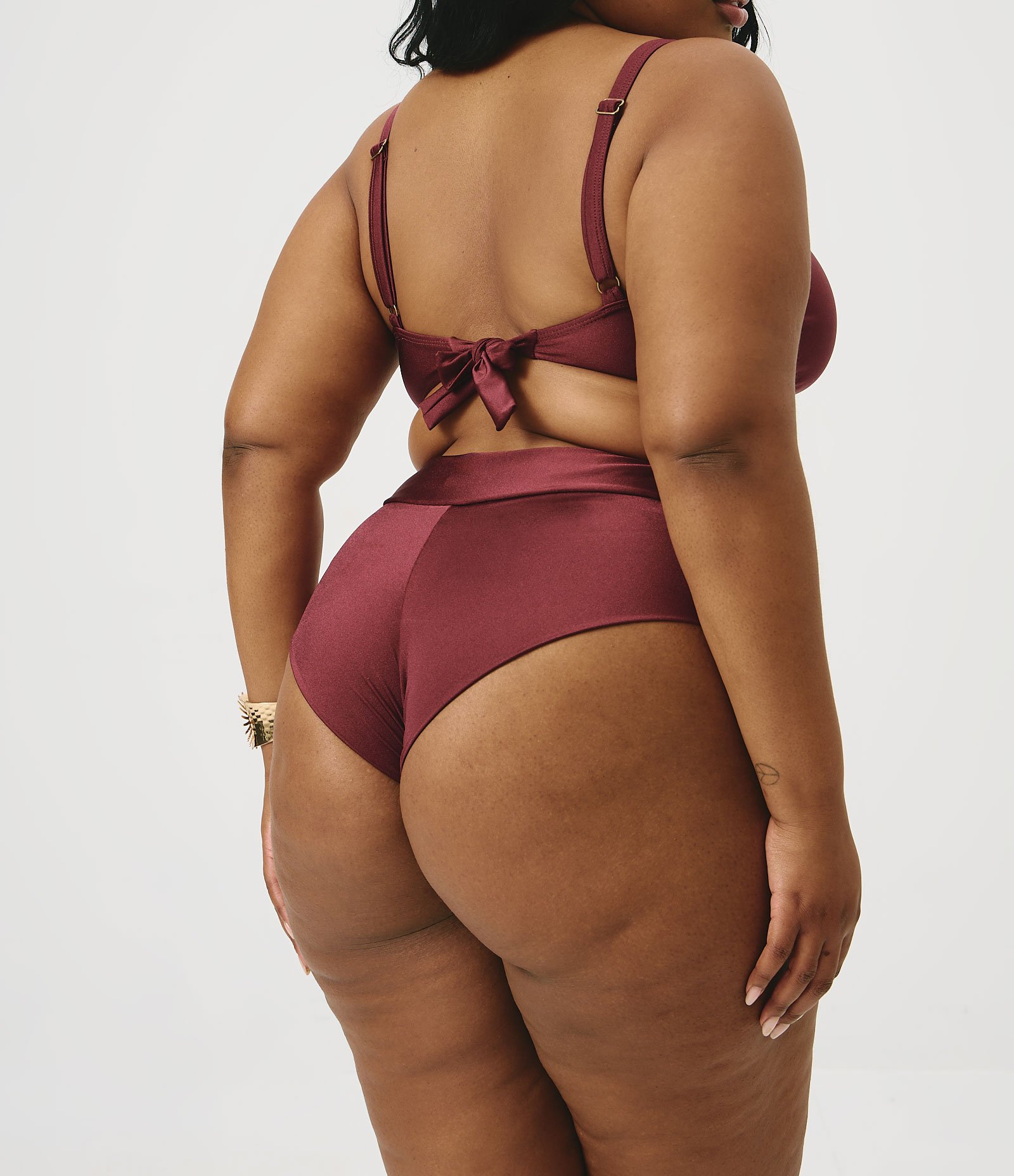 Biquíni Bottom Hot Pant em Poliamida com Brilho Curve & Plus Size Bordô 4