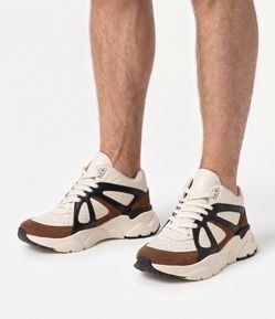 Tênis Chunky Mid com Recortes