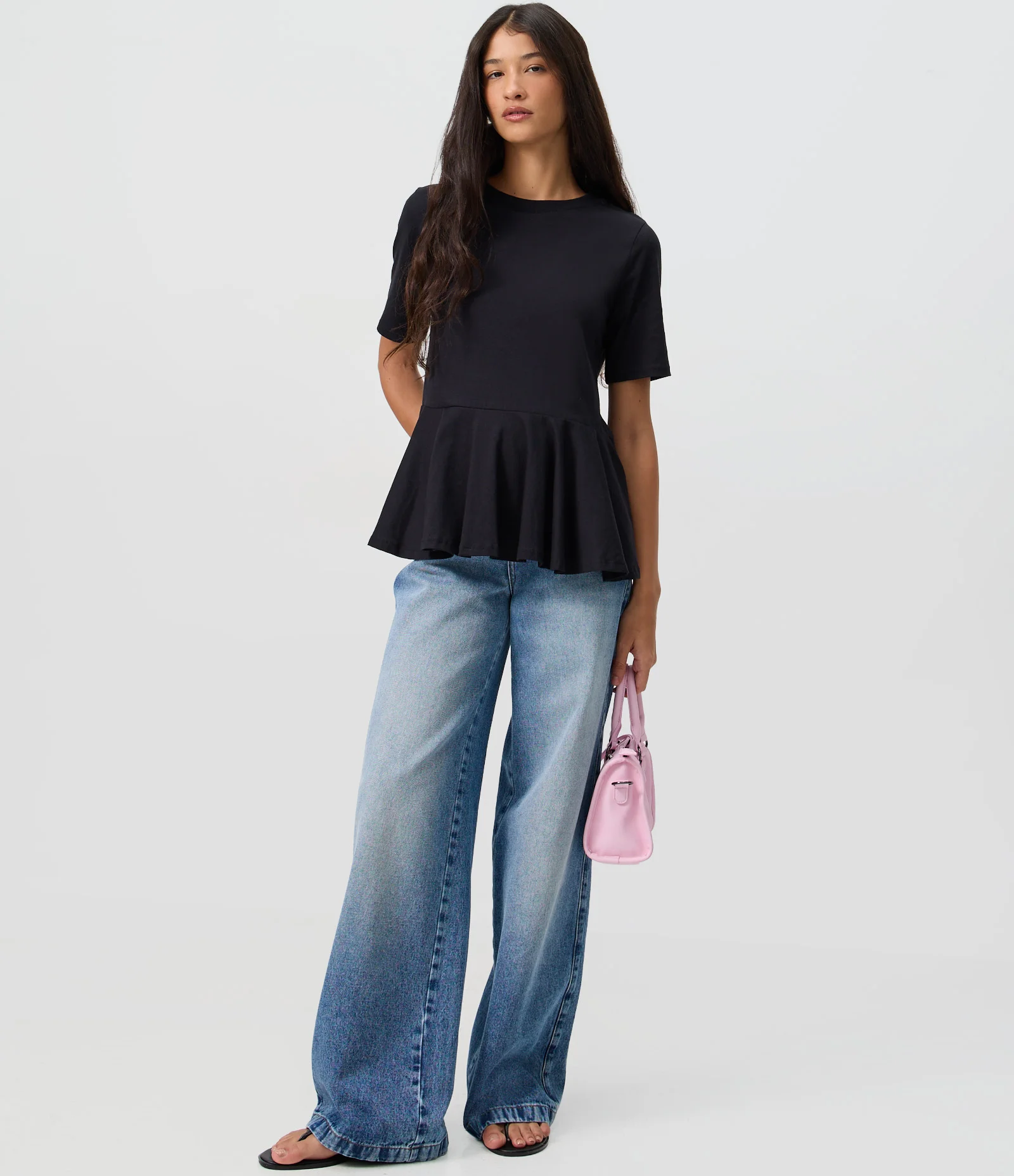 Blusa Manga Curta em Algodão com Barra Peplum Preto 2