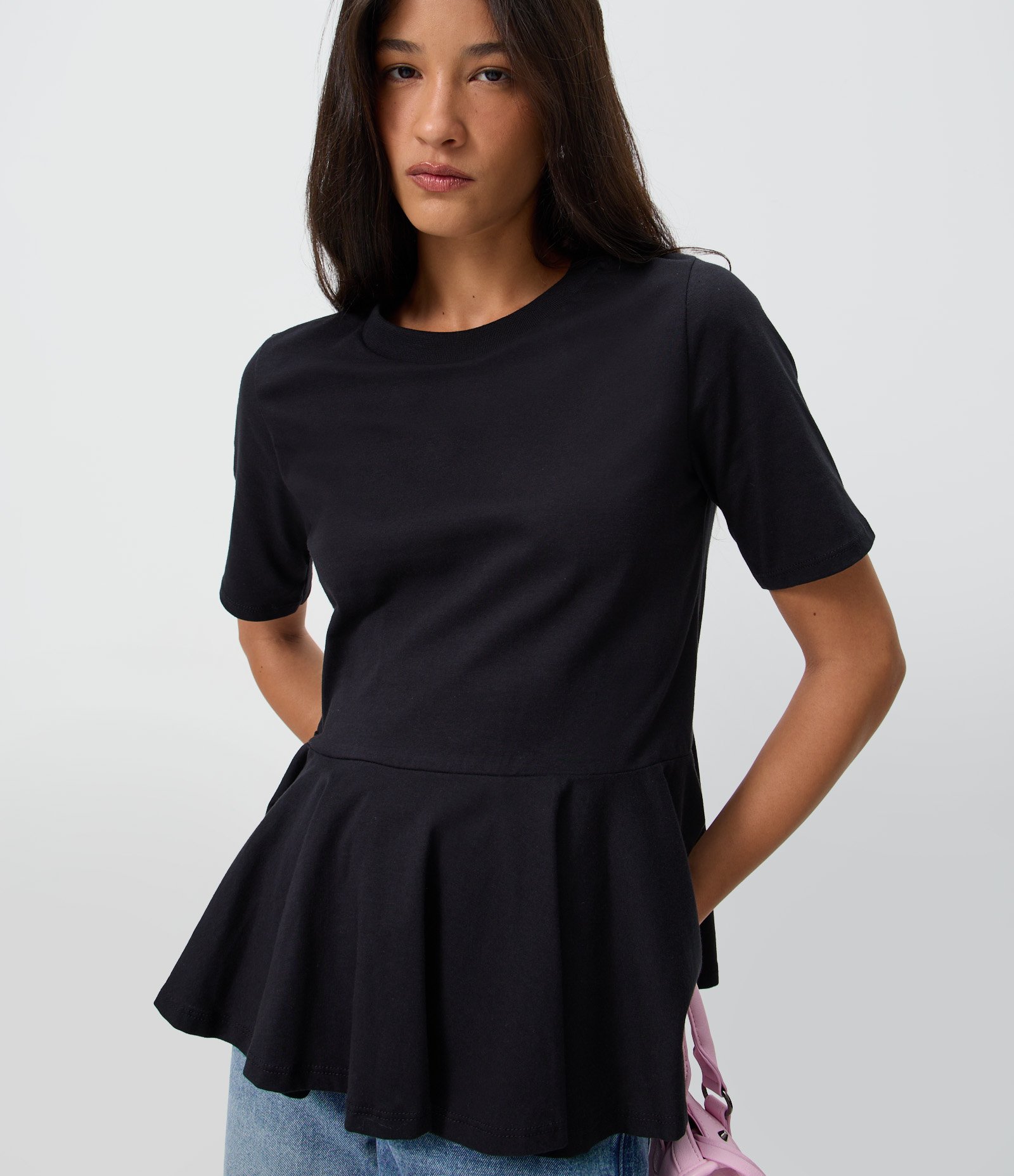 Blusa Manga Curta em Algodão com Barra Peplum Preto 3