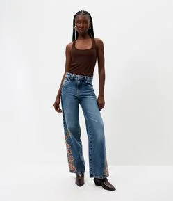 Calça Wide Leg Jeans com Cintura Média e Bordado Floral