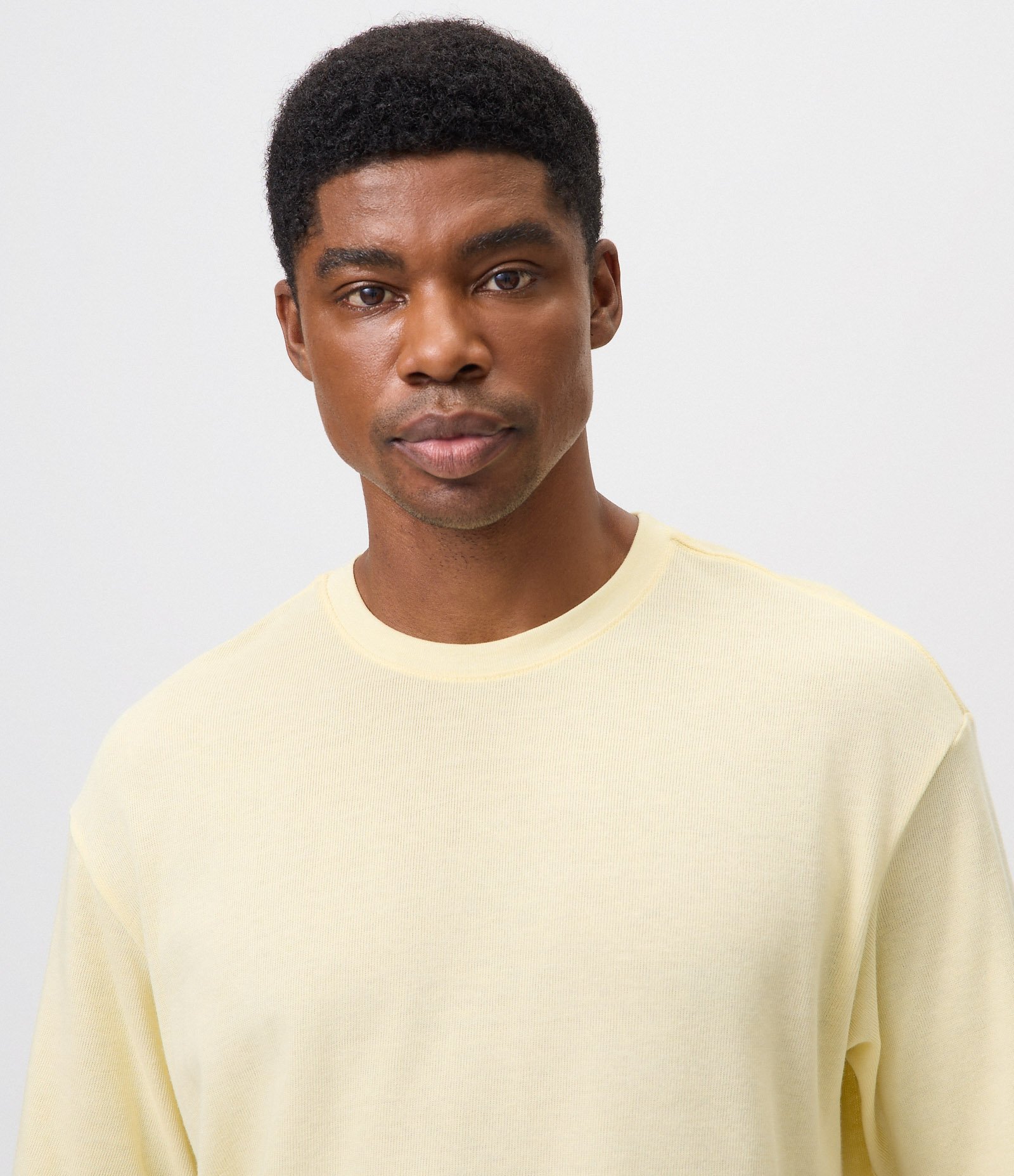 Camiseta Boxy Texturizada Decote Canoa Amarelo 4