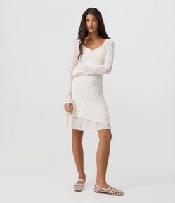 Vestido Curto Manga Longa em Renda Texturizada