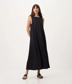 Vestido Midi em Piquet com Bolsos