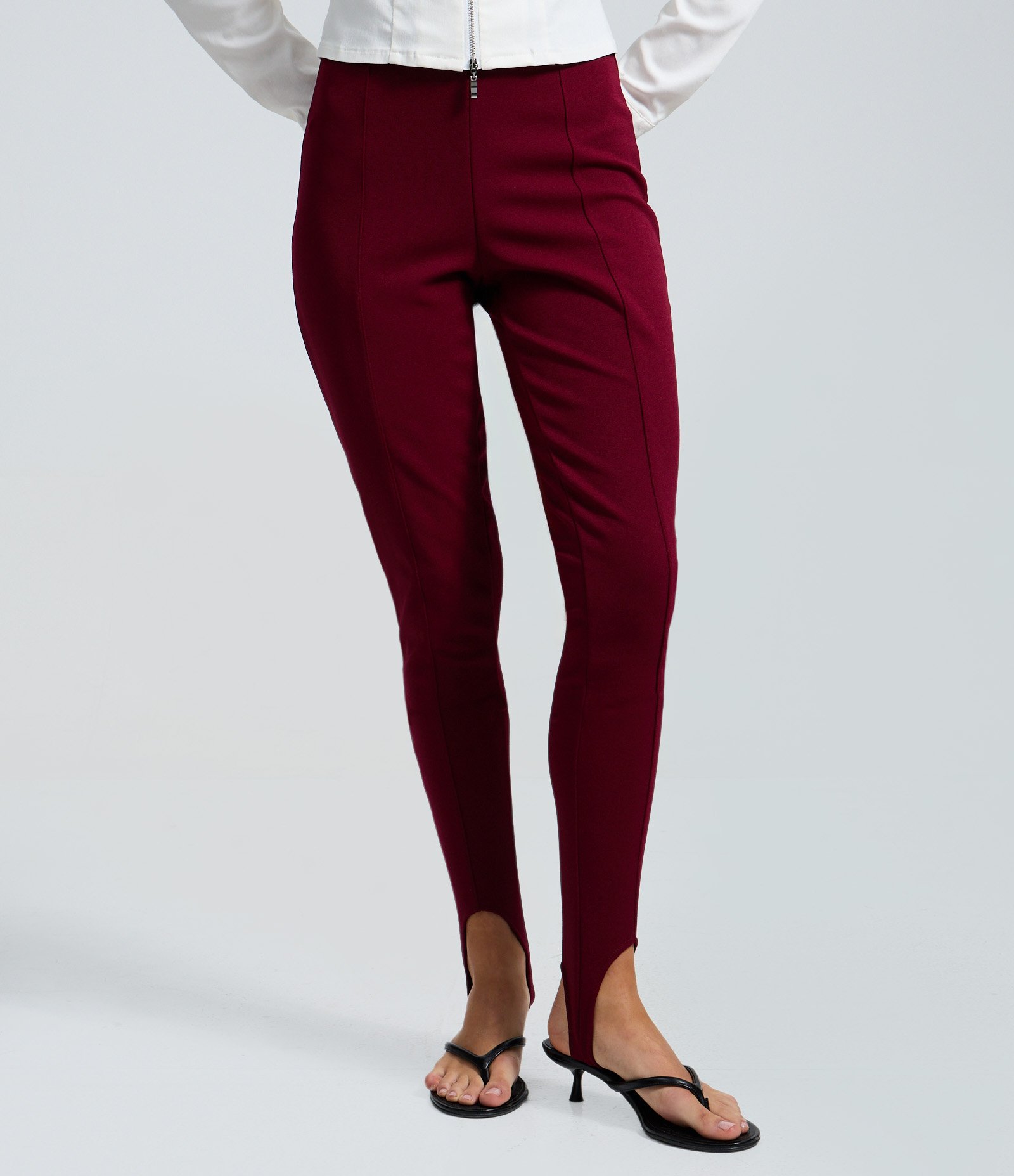 Calça Legging em Crepe com Pezinho Vermelho 3