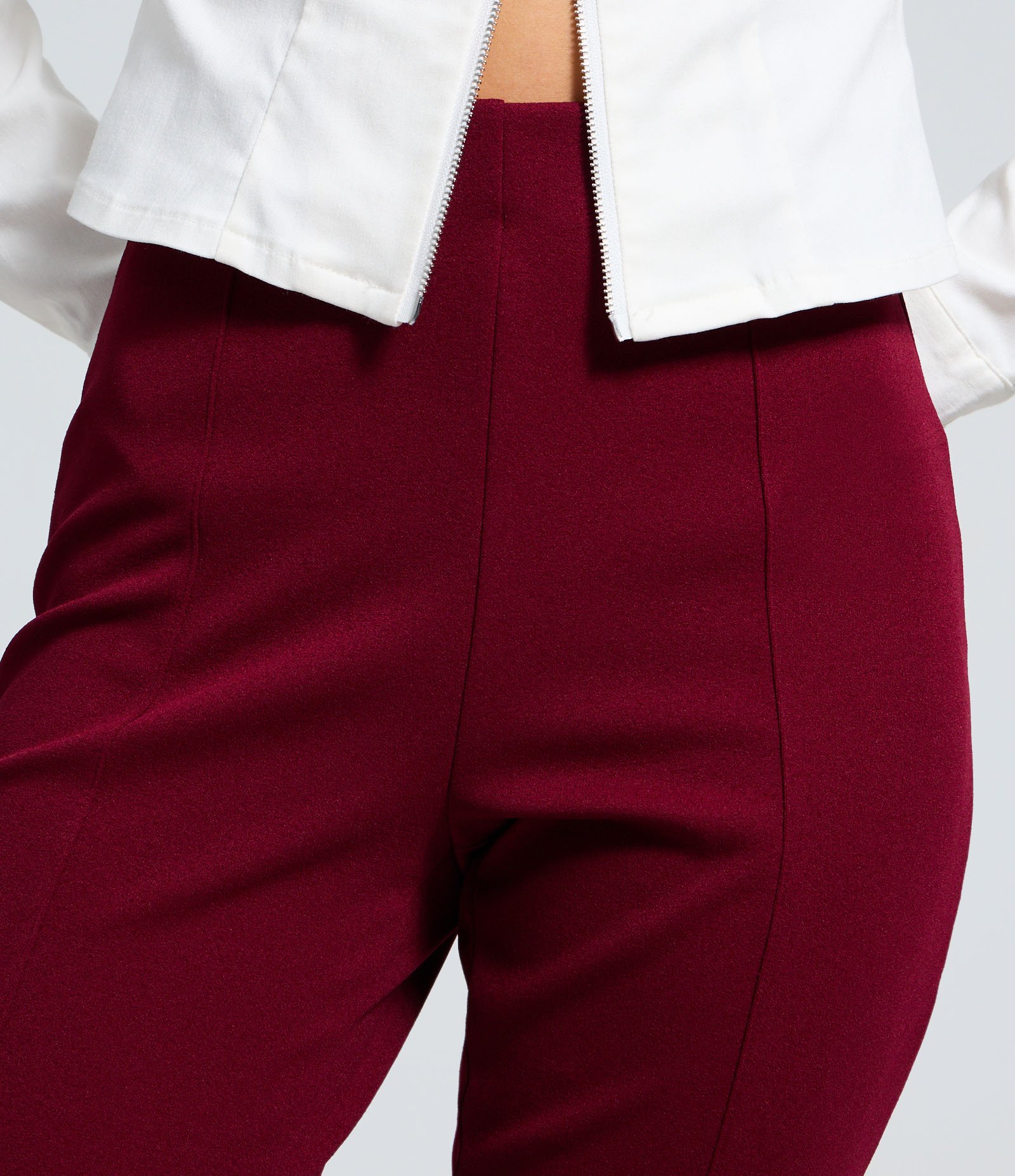 Calça Legging em Crepe com Pezinho Vermelho 4