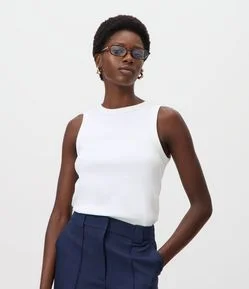Regata Básica em Ribana com Modelagem Ajustada