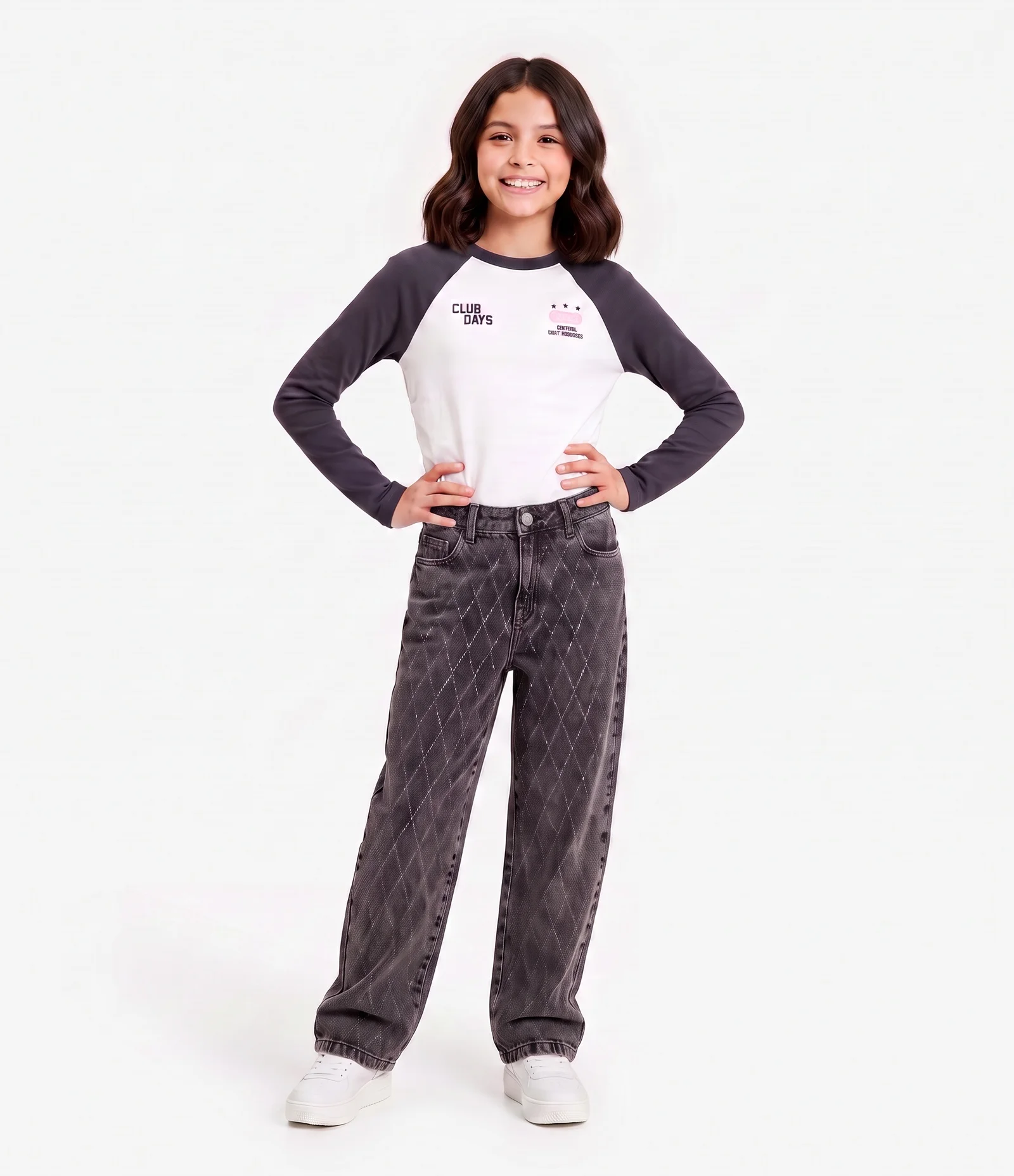 Camiseta Baby Look Infantil em Algodão com Manga Raglan e Lettering Puff - Tam 5 a 16 Anos Branco 1