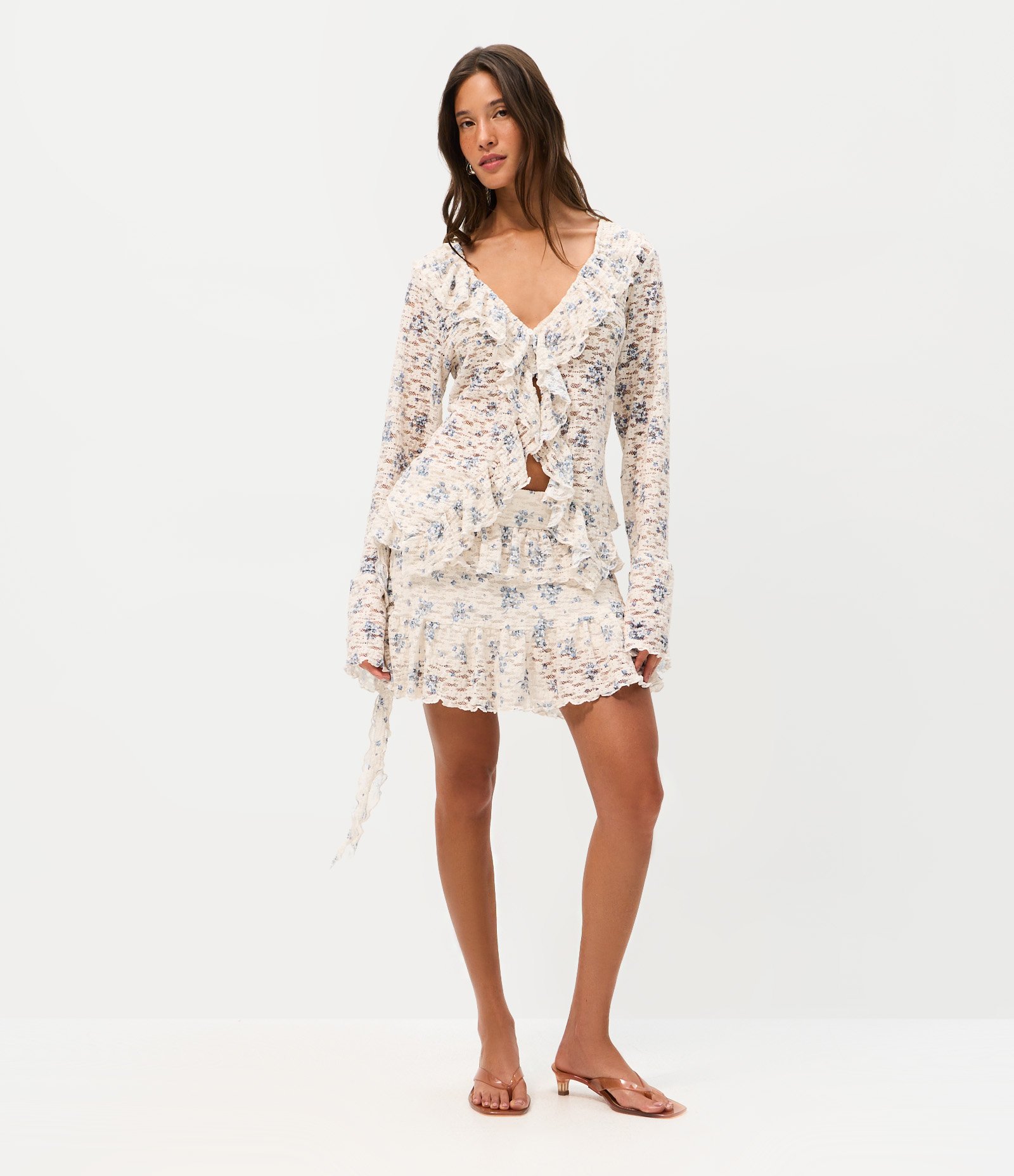 Saia Evasê Curta em Renda Floral Liberty Branco 1