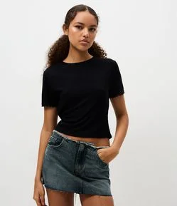 Blusa em Ribana com Renda na Manga