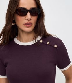 Blusa Manga Curta em Ribana Com Botões no Ombro