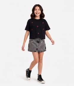 Saia Short Infantil em Jeans com Pingentes Coração e Estrelas – Tam 5 a 16 Anos