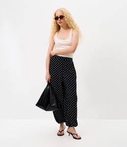 Calça Aladim em Viscose com Estampa Poá