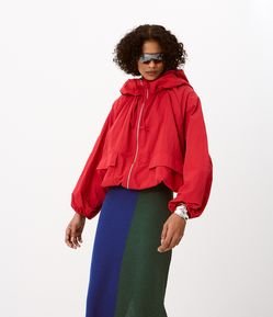 Jaqueta Oversized Leve com Capuz e Mangas Balonê