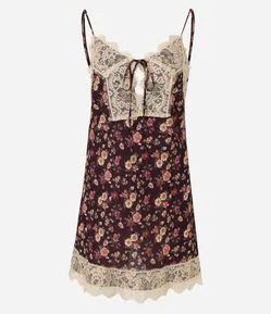 Vestido Curto Floral com Renda