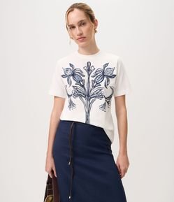 Blusa em Algodão com Bordado Ramos de Floress