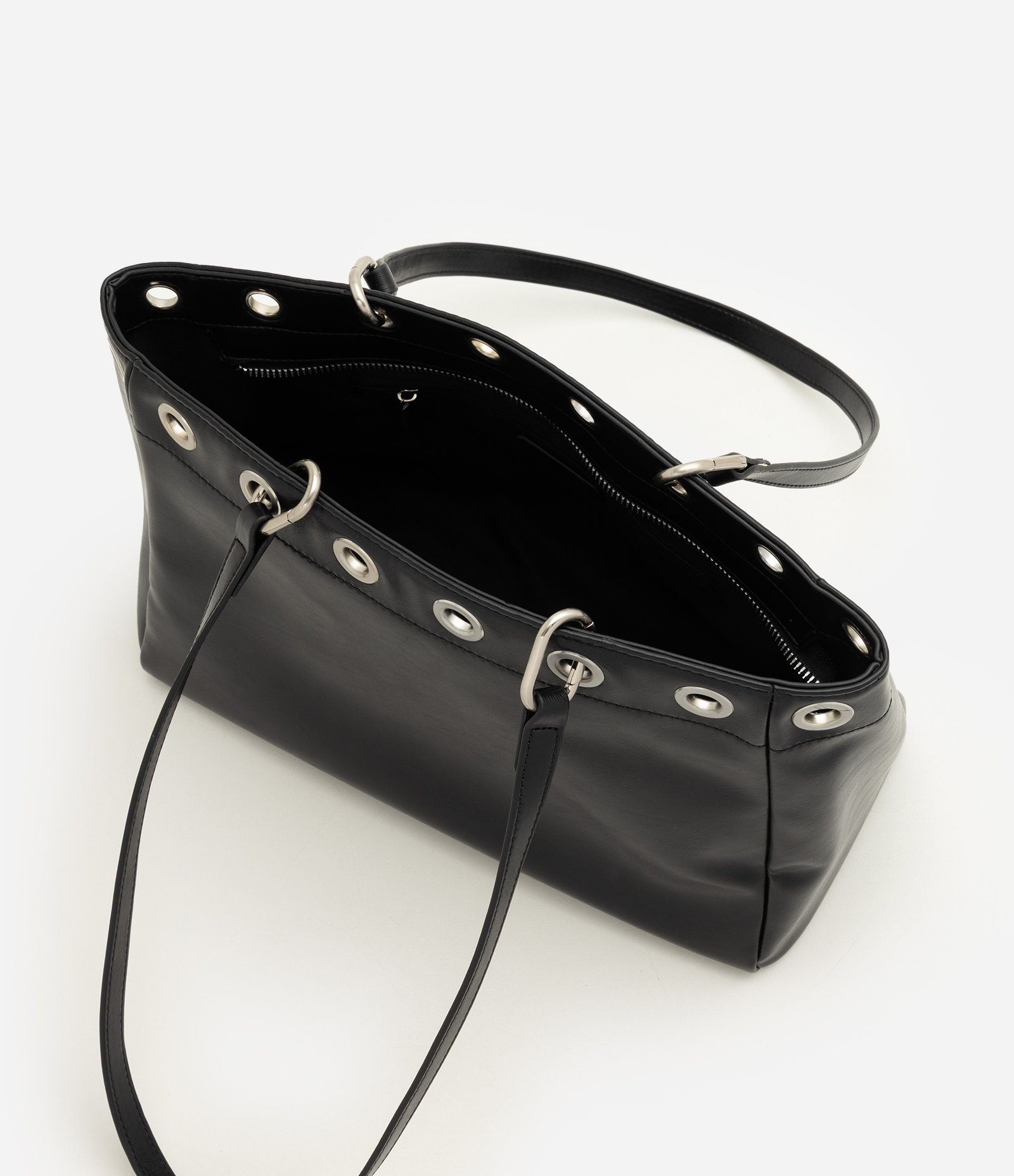 Bolsa Shopper Grande em PU com Ilhoses Metálicas Preto 4
