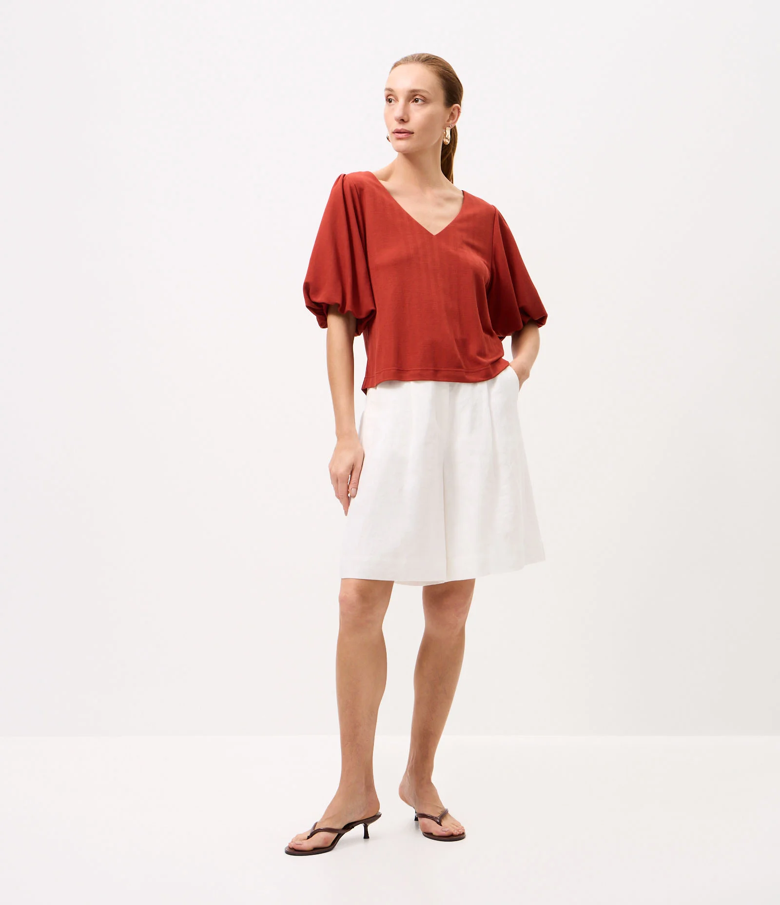 Blusa em Piquet com Decote V e Manga Balonê Terracota 2