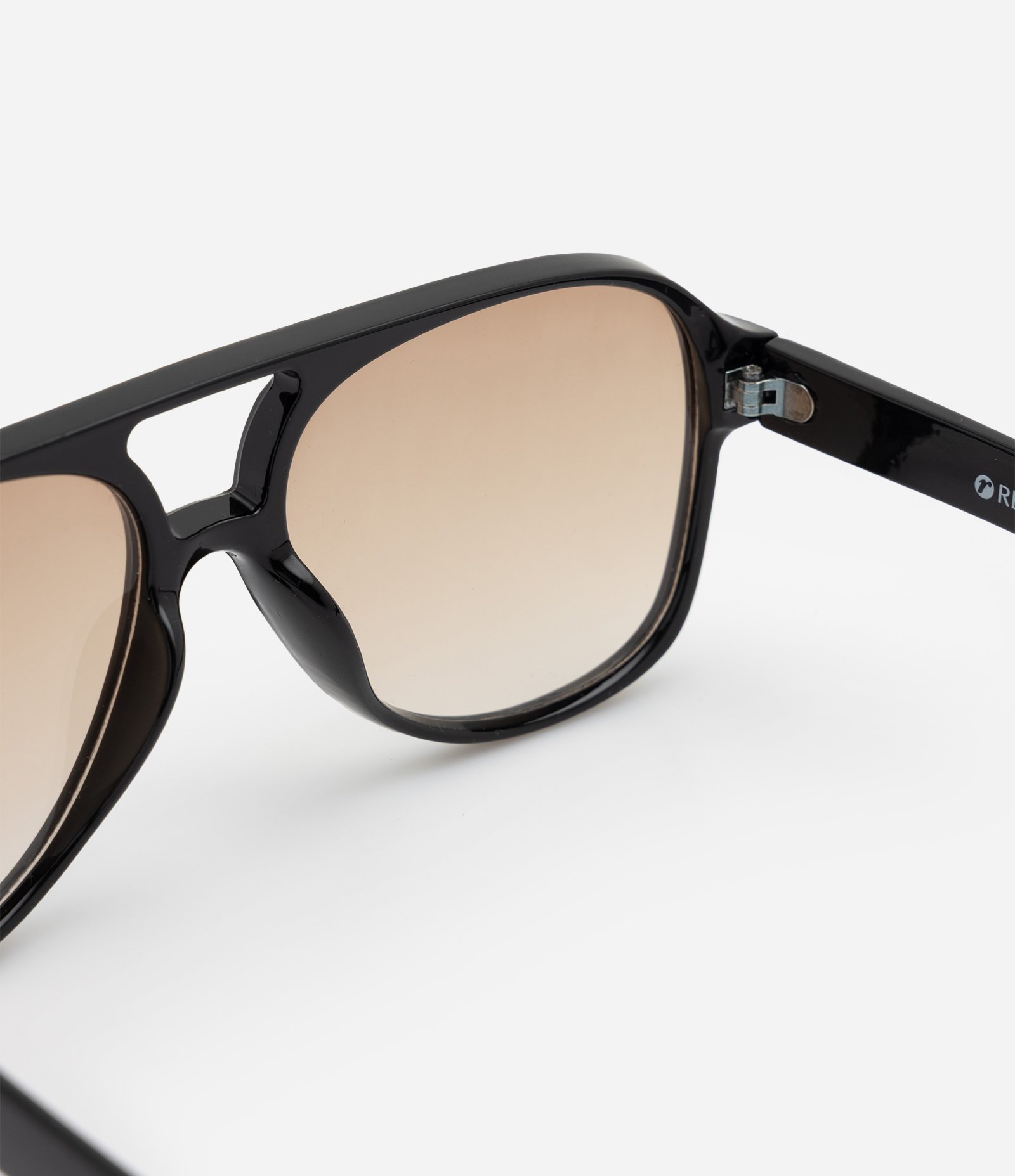 Óculos de Sol Aviador com Lentes Amplas Preto 4