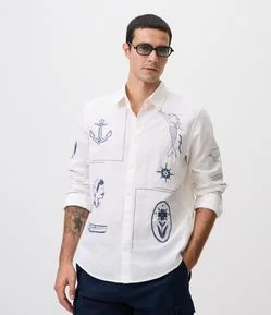 Camisa Manga Longa com Bordados Localizados