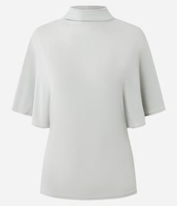 Blusa Ampla com Gola Alta e Mangas Curtas