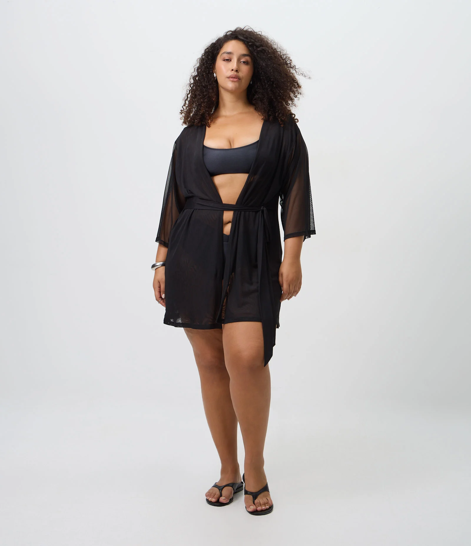 Saída de Praia em Tule com Amarração Frontal Curve & Plus Size Preto 2