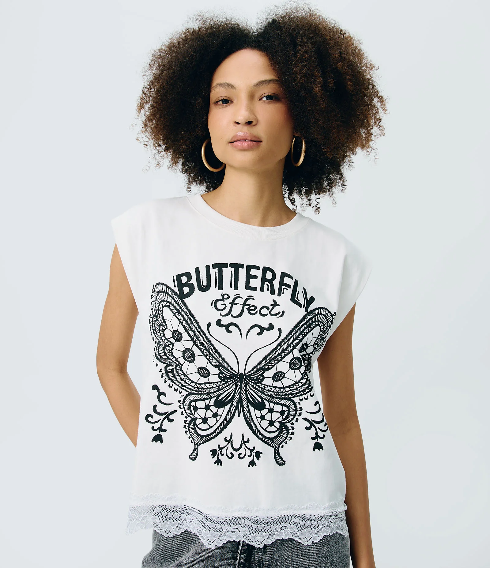 Blusa Muscle em Algodão com Estampa Butterfly Effect e Renda Branco 1