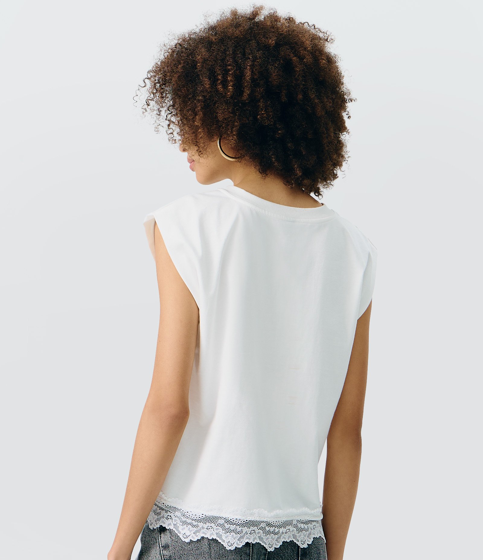 Blusa Muscle em Algodão com Estampa Butterfly Effect e Renda Branco 4