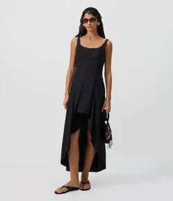 Vestido Midi Evasê Assimétrico com Recorte Sobreposto