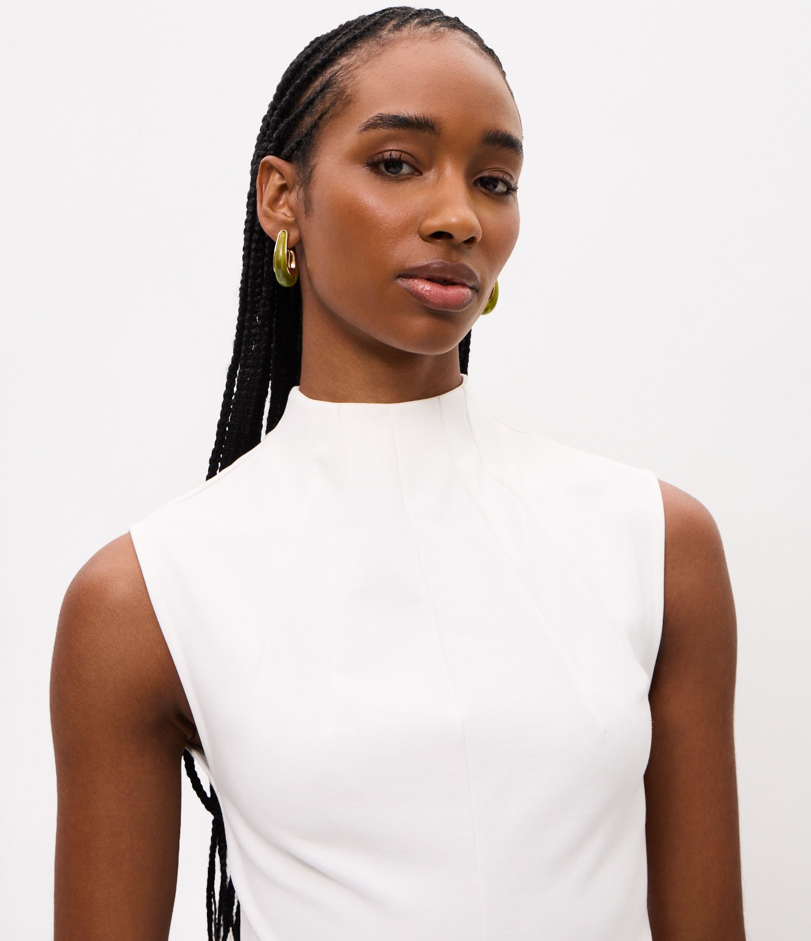 Blusa com Gola Alta e Barra Peplum Assimétrica Branco 3