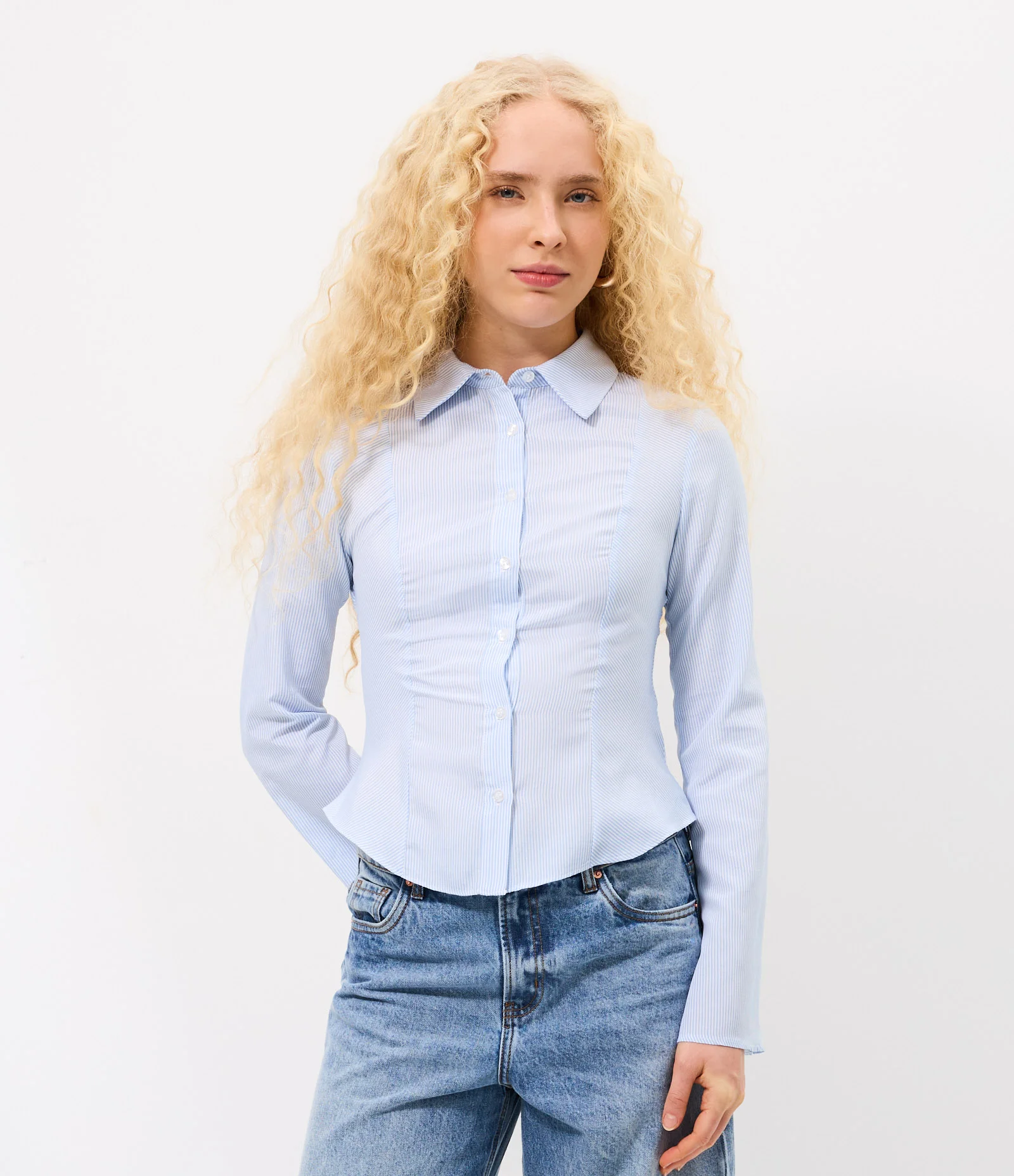 Camisa em Tricoline Listrada com Modelagem Ajustada Azul 1