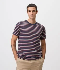 Camiseta Regular em Algodão com Listras em Fio Tinto