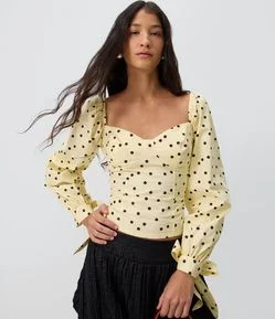 Blusa Manga Longa em Tricoline com Estampa Poá e Laços nos Punhos