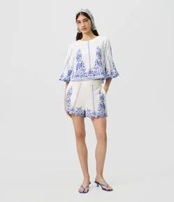 Short Estampado em Viscolinho com Barra Ondulada
