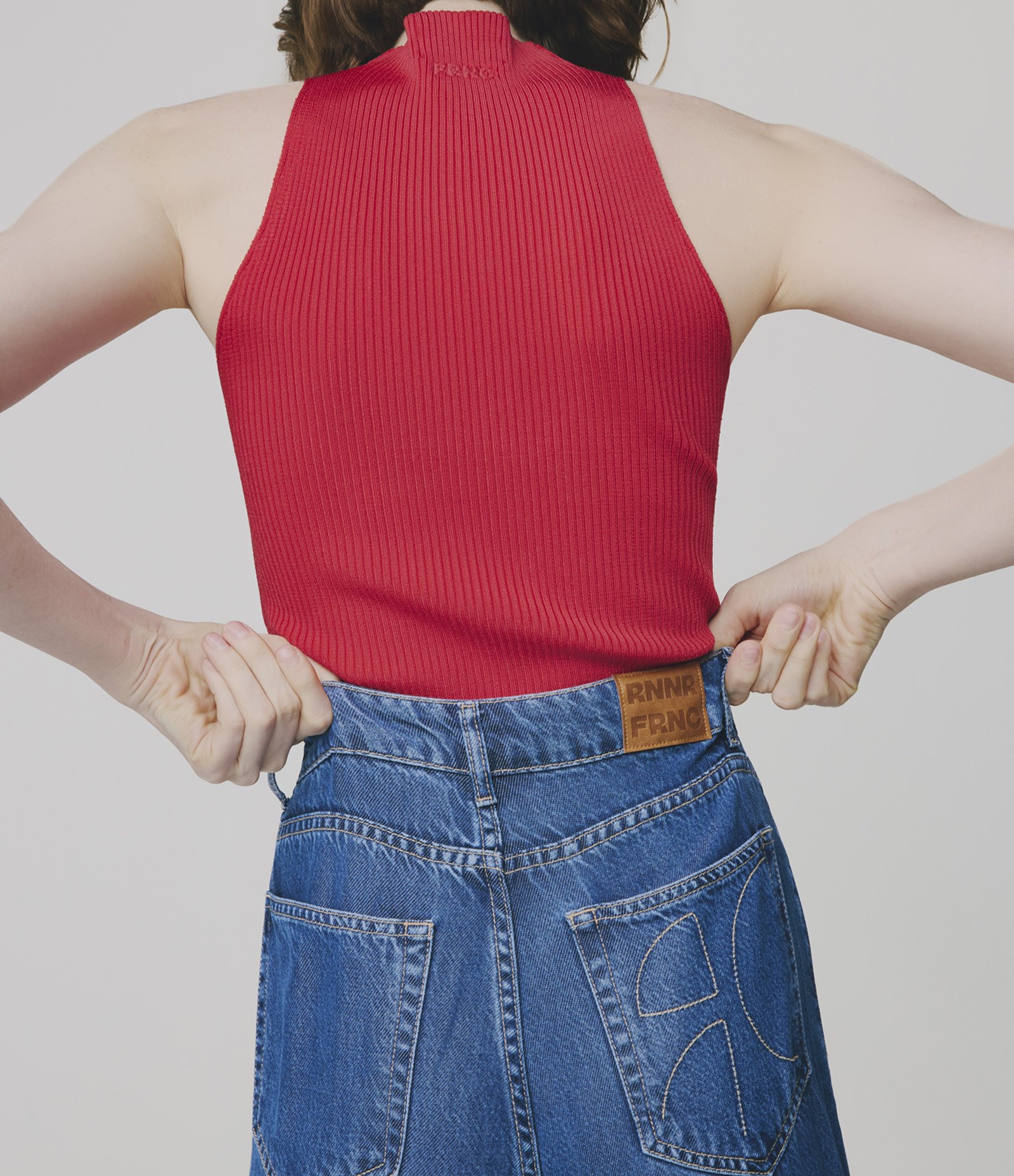 Calça Pantalona em Liocel com Cintura Baixa e Recortes Azul 3