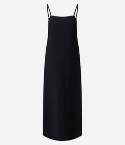 Vestido Longo e Reto em Crepe com Bolsos