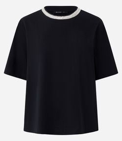 Blusa em Algodão com Aplicação de Pedrarias na Gola