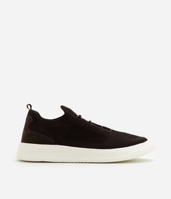 Tênis Casual de Knit com Detalhe em Couro