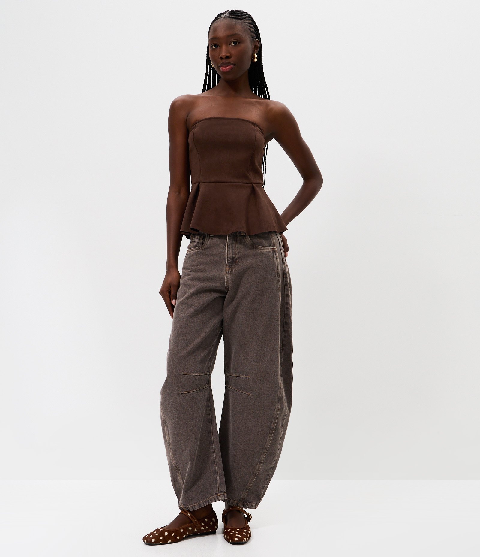Blusa Peplum Tomara que Caia em Suede Marrom 2