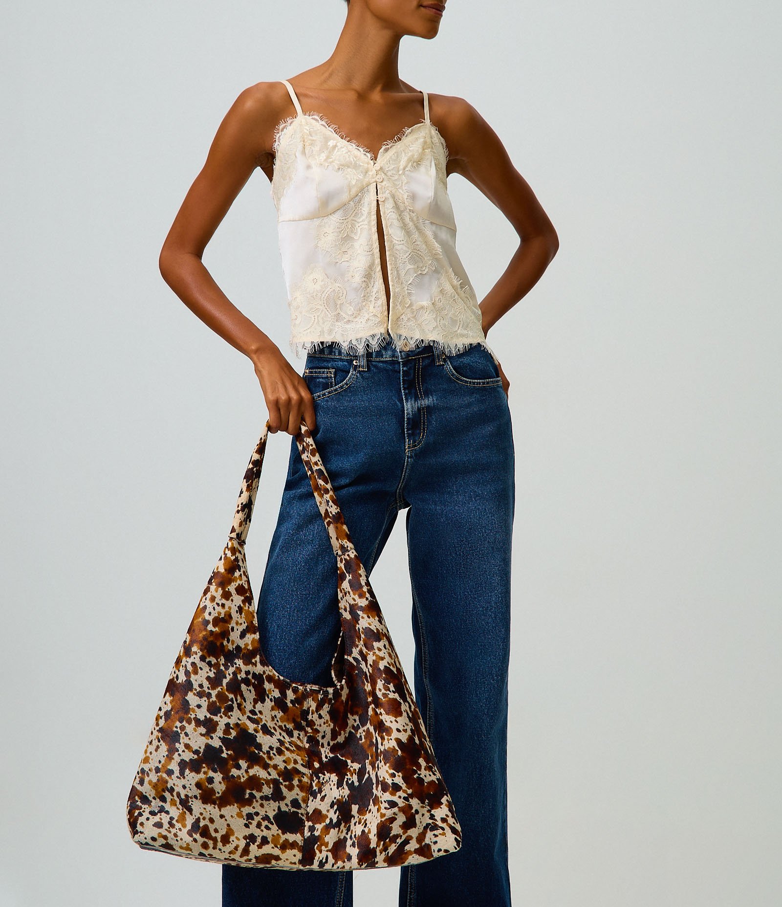 Bolsa Hobo Grande em Couro com Estampa Animal Print Multicores 8