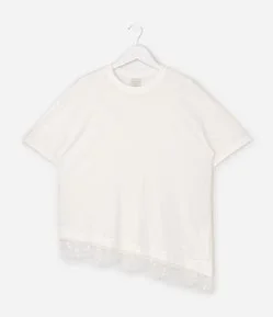 Camiseta Infantil com Barra Assimétrica e Renda – Tam 5 a 16 Anos