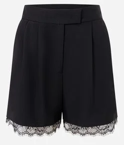 Short Alfaiatado com Detalhe em Renda na Barra