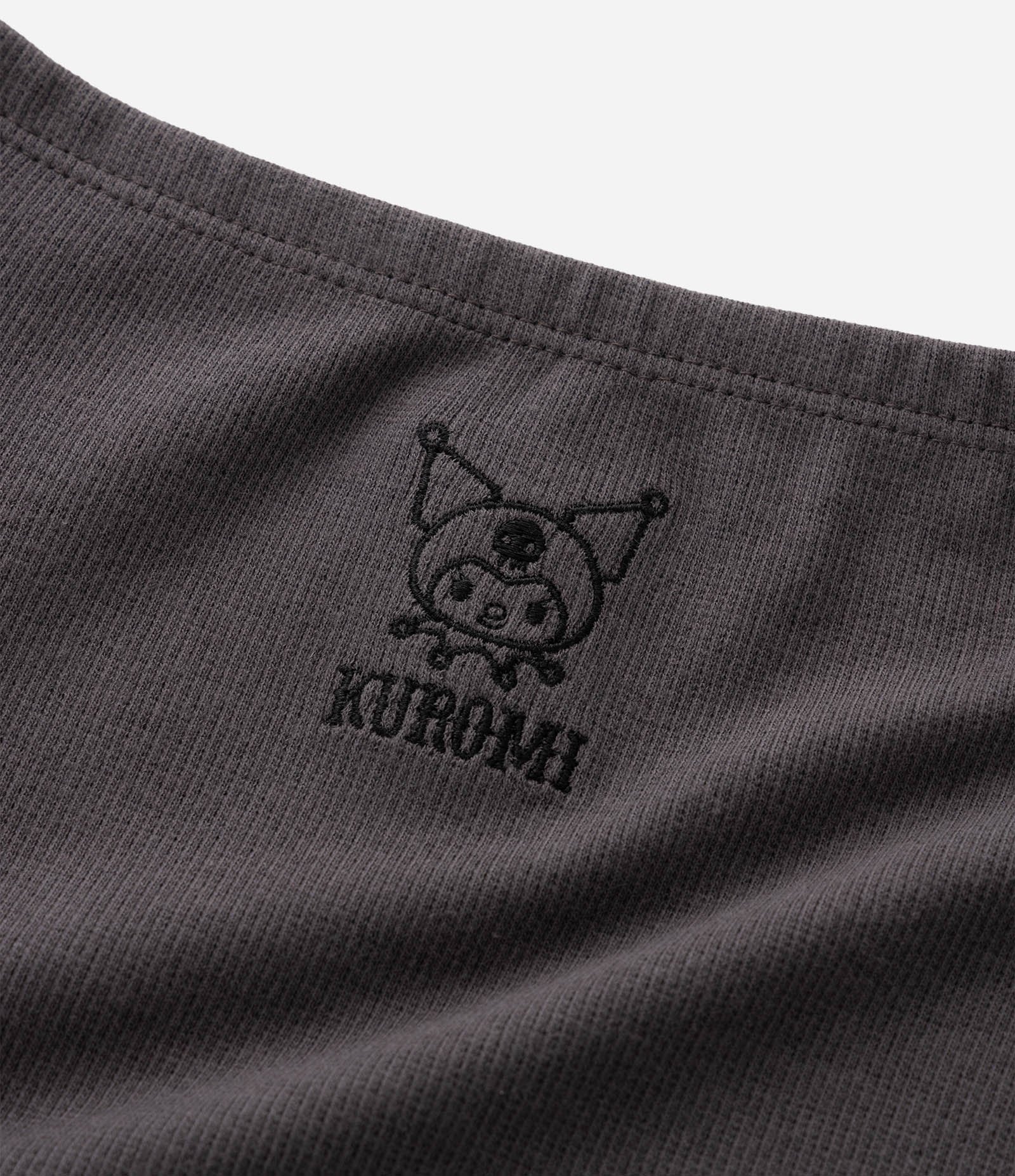 Blusa Infantil com Bordado Kuromi e Ilhós nas Mangas - Tam 1 a 16 anos Preto 5