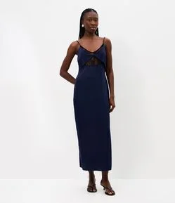 Vestido Midi em Viscolinho com Alças Finas e Detalhe em Renda