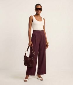Calça Wide Leg em Viscolinho com Cós Alfaiatado