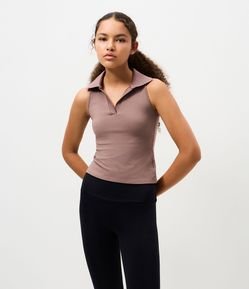 Blusa Polo em Decote V Sem Mangas